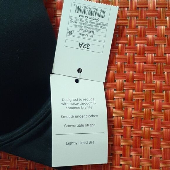New Auden Simple Sleek Black Bra - Picture 3 of 5
